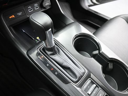 Used 2024 Honda Civic Touring image 15