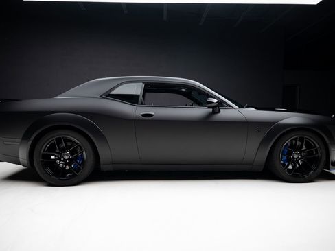 Used 2019 Dodge Challenger SRT Hellcat Redeye RWD image 36