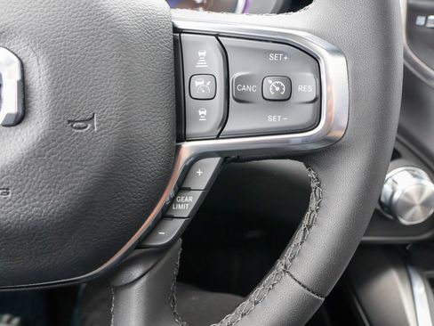 New 2026 RAM 1500 Laramie AWD/4WD image 33