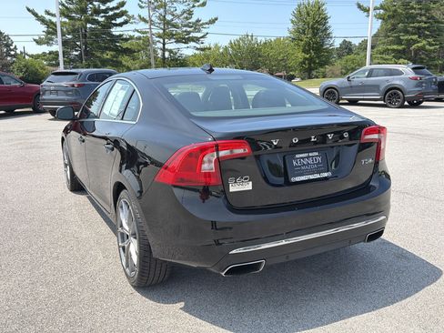 Used 2018 Volvo S60 T5 Inscription w/ Climate Package AWD/4WD image 5