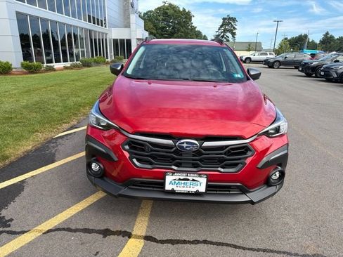 Used 2024 Subaru Crosstrek 2.5i Limited AWD/4WD image 2