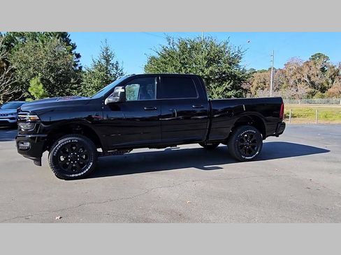 New 2026 RAM 2500 Laramie w/ Night Edition AWD/4WD image 27