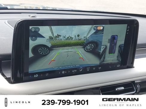 New 2026 Lincoln Aviator AWD image 25