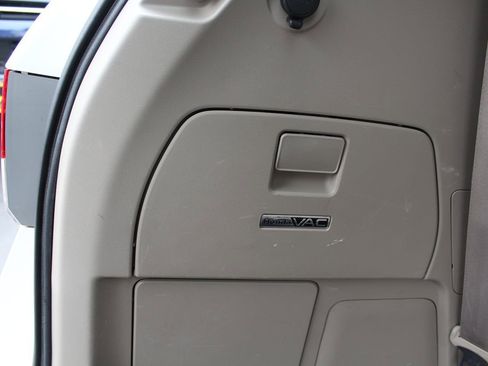 Used 2015 Honda Odyssey Touring Elite image 37