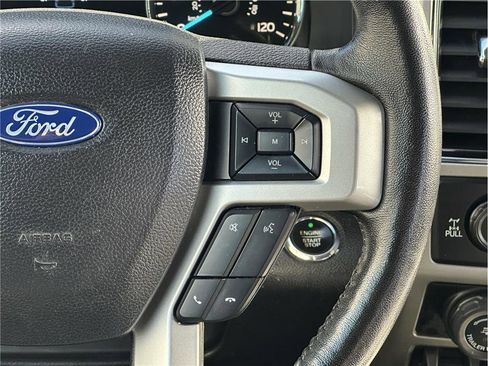 Used 2018 Ford F150 Lariat w/ Equipment Group 502A Luxury image 23