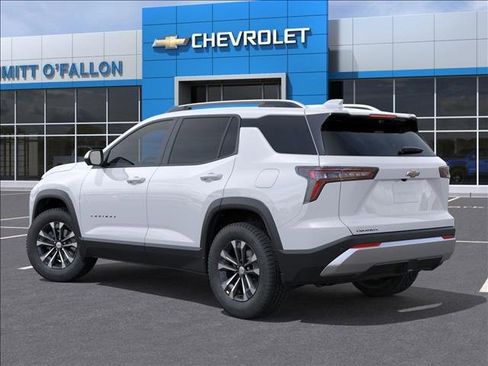 New 2026 Chevrolet Equinox LT w/ Convenience Package II image 3