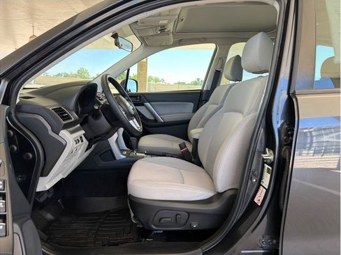 Used 2018 Subaru Forester 2.5i Premium w/ All-Weather Package AWD/4WD image 15