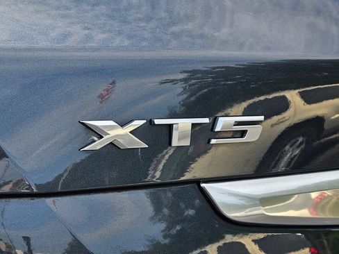 Used 2020 Cadillac XT5 Sportv AWD/4WD image 16
