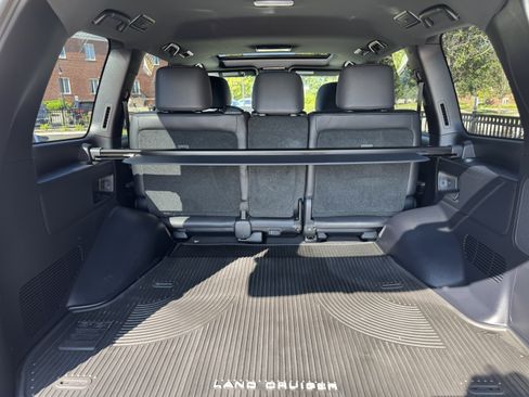 Used 2021 Toyota Land Cruiser Heritage Edition AWD/4WD image 16
