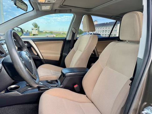 Used 2015 Toyota RAV4 XLE AWD/4WD image 11