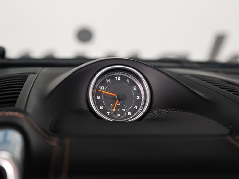 Used 2018 Porsche Cayenne S image 48