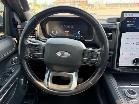 Used 2022 Ford Expedition Max Platinum AWD/4WD image 13
