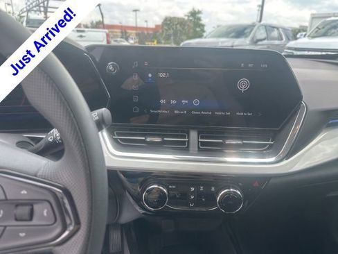 New 2026 Chevrolet Trax LT FWD image 22