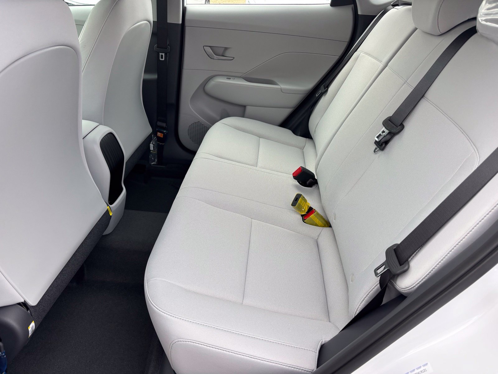 New 2027 Hyundai Kona SE FWD image 14