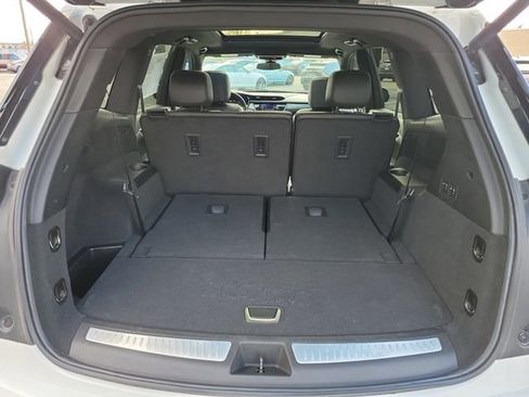 Used 2021 Cadillac XT6 Sport w/ LPO, ONYX Package AWD/4WD image 28
