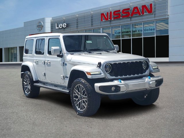 Used 2024 Jeep Wrangler High Altitude AWD/4WD image 1