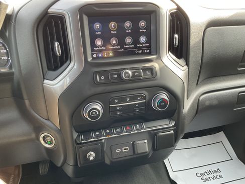 Certified 2023 Chevrolet Silverado 1500 Custom AWD/4WD image 10