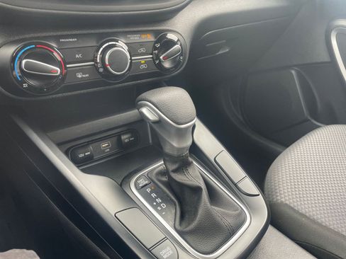 Used 2024 Kia Soul LX w/ Option Group 015 image 41