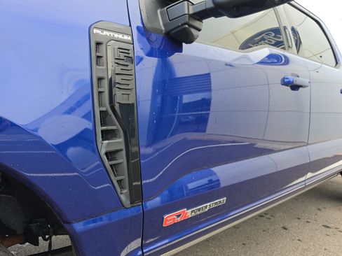 Used 2026 Ford F250 Platinum w/ Tremor Off-Road Package AWD/4WD image 12