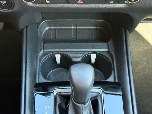 Used 2025 MAZDA CX-50 AWD 2.5 Hybrid w/ Premium Pkg image 18