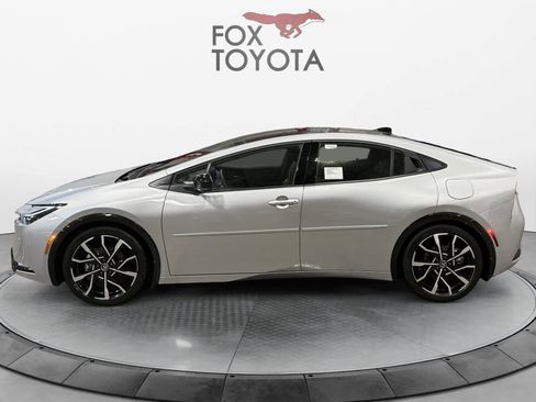 New 2026 Toyota Prius Plug-In Hybrid image 2