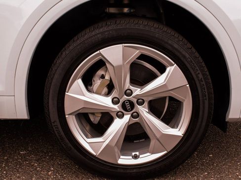 Used 2021 Audi Q5 2.0T Premium Plus w/ Premium Plus Package image 7