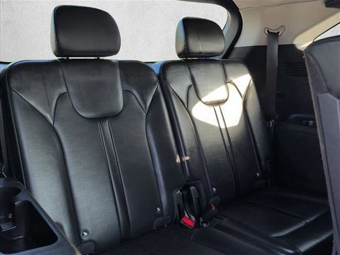 Used 2025 Kia Sorento S FWD image 24