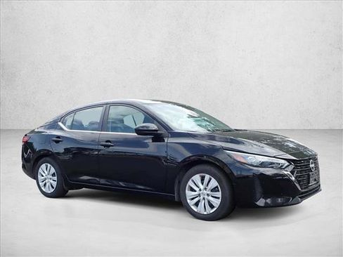 Used 2024 Nissan Sentra S FWD image 5