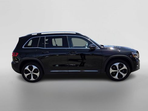 New 2026 Mercedes-Benz GLB 250 image 6