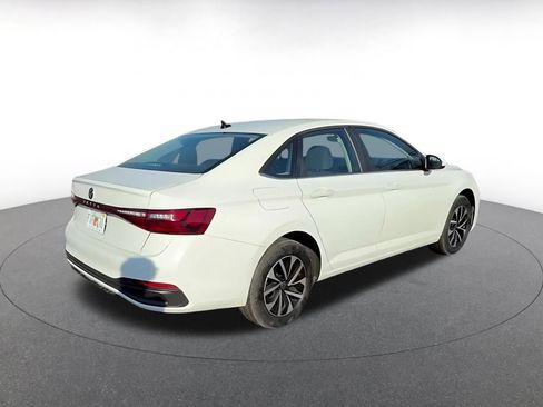 Used 2025 Volkswagen Jetta S image 12