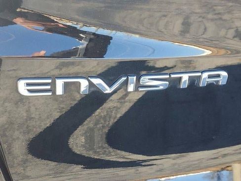 Used 2024 Buick Envista Sport Touring image 5