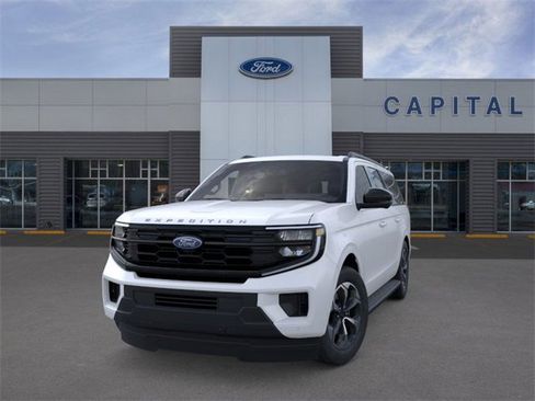 New 2026 Ford Expedition Max Active image 2