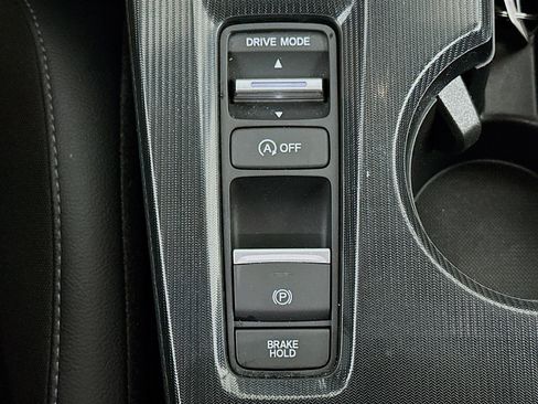 Used 2025 Honda Civic Sport image 25