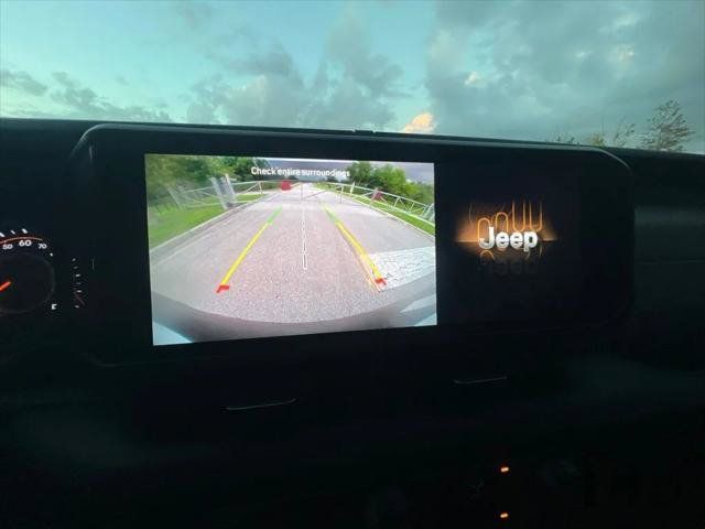 Certified 2025 Jeep Wrangler Sport AWD/4WD image 37