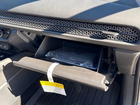 Certified 2026 Honda HR-V Sport image 21