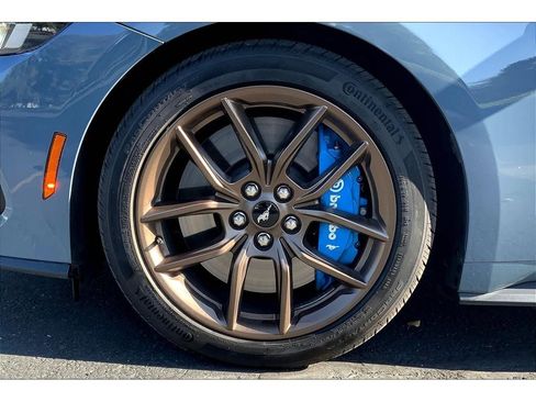 Used 2024 Ford Mustang GT Premium image 9