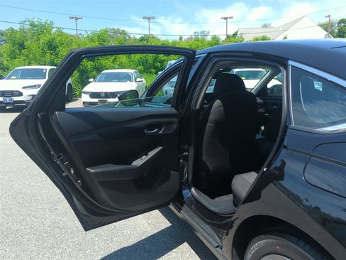 Used 2023 Honda Accord EX image 30