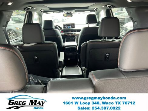 New 2026 Honda Pilot TrailSport image 11