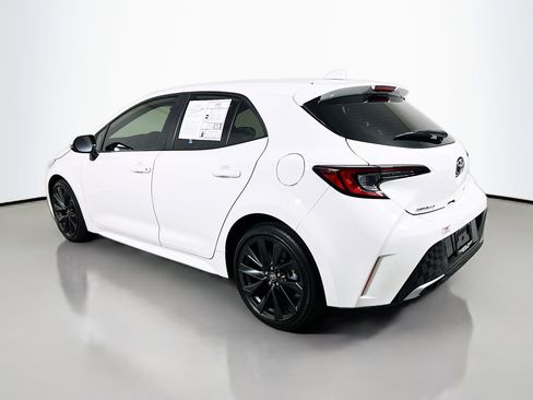 Used 2023 Toyota Corolla XSE image 8