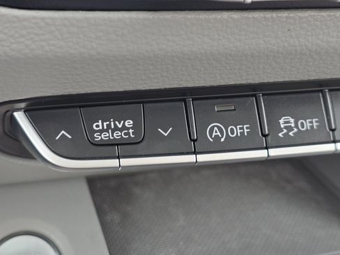 Used 2022 Audi Q5 2.0T Premium Plus image 11