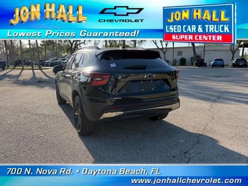 Used 2024 Chevrolet Trax ACTIV w/ Driver Confidence Package image 8
