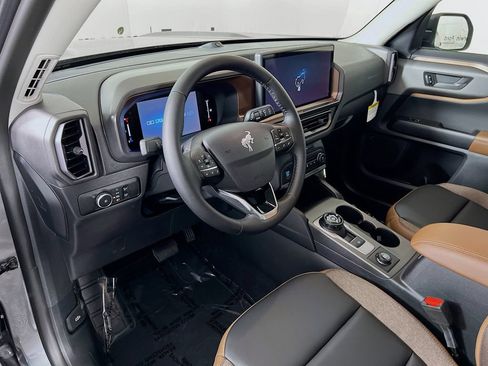 New 2026 Ford Bronco Sport Outer Banks w/ Outer Banks Tech Package+ AWD/4WD image 3