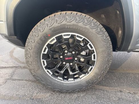 New 2026 GMC Canyon AT4 image 16