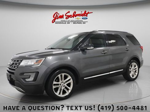 Used 2017 Ford Explorer XLT w/ XLT Technology Feature Bundle image 1