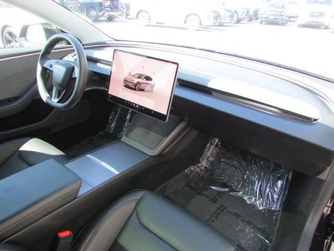 Used 2025 Tesla Model 3 RWD image 15