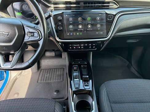 Used 2023 Chevrolet Bolt EUV LT w/ Comfort Package FWD image 18