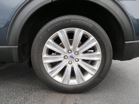 Used 2022 Ford Explorer Limited w/ Equipment Group 301A image 12