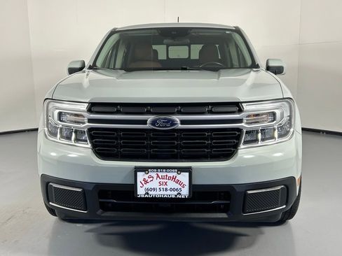 Used 2022 Ford Maverick Lariat FWD image 2