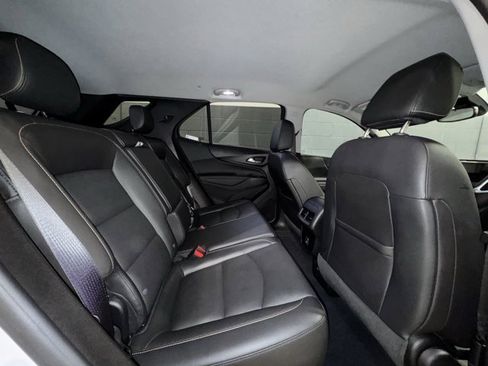 Used 2020 Chevrolet Equinox Premier w/ Premier Redline Edition image 13