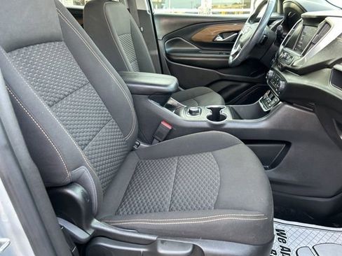 Used 2021 GMC Terrain SLE w/ Elevation Edition image 31